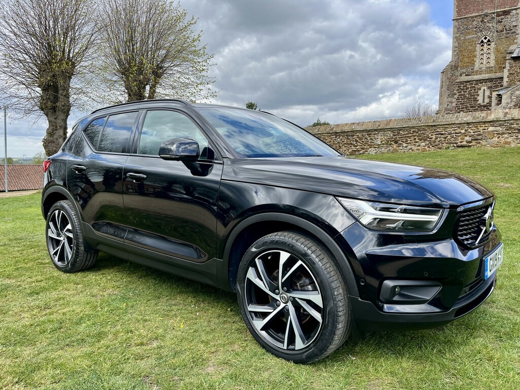 Volvo XC40 Suv 2.0 R-design Pro T5 Awd 201919 GX19KVT Black #3