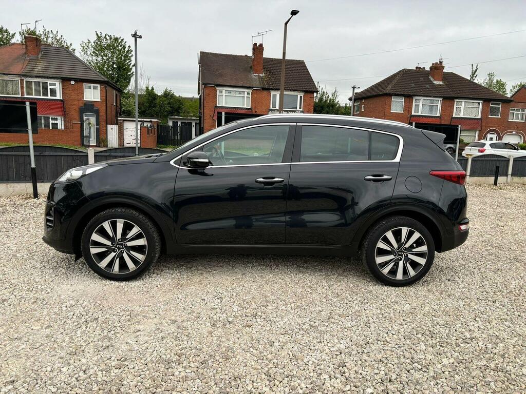 Kia Sportage Suv 1.7 Crdi 3 Euro 6 Ss 201666 YP66CZK Black #4
