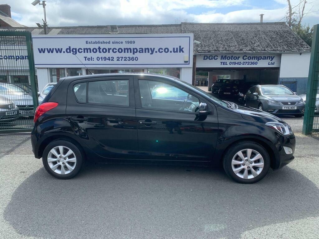 Hyundai I20 1.2 Active Euro 5 Black #4
