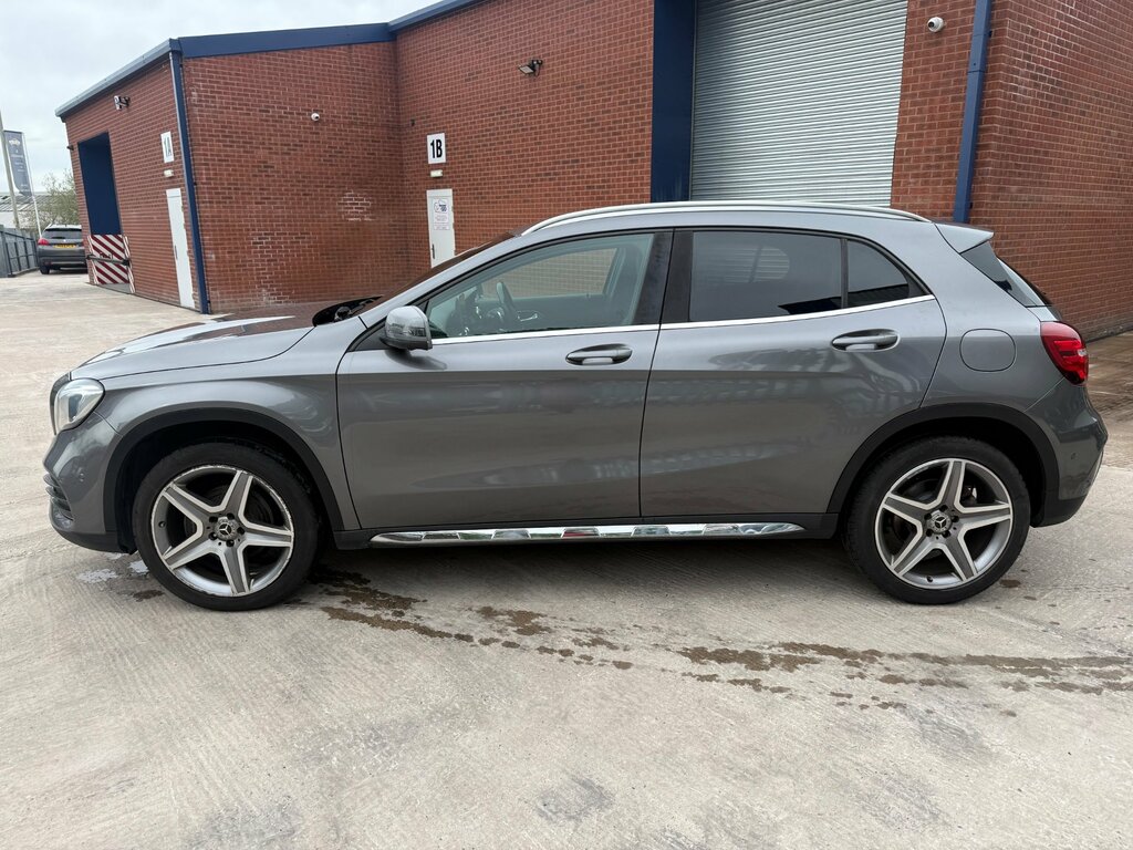 Mercedes-Benz GLA Class 2.1 Gla200d Amg Line Premium Suv 7G-d BX18PRZ Grey #5