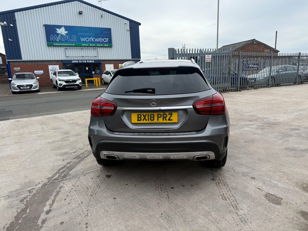 Mercedes-Benz GLA Class 2.1 Gla200d Amg Line Premium Suv 7G-d BX18PRZ Grey #3
