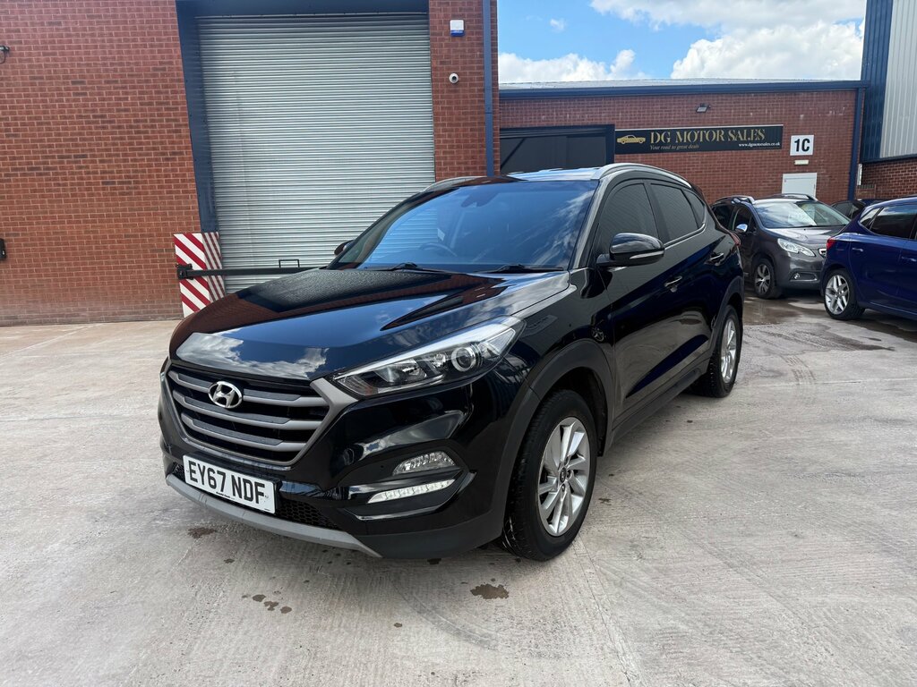 Hyundai Tucson 2.0 Crdi Blue Drive Se Nav Suv E Black #6