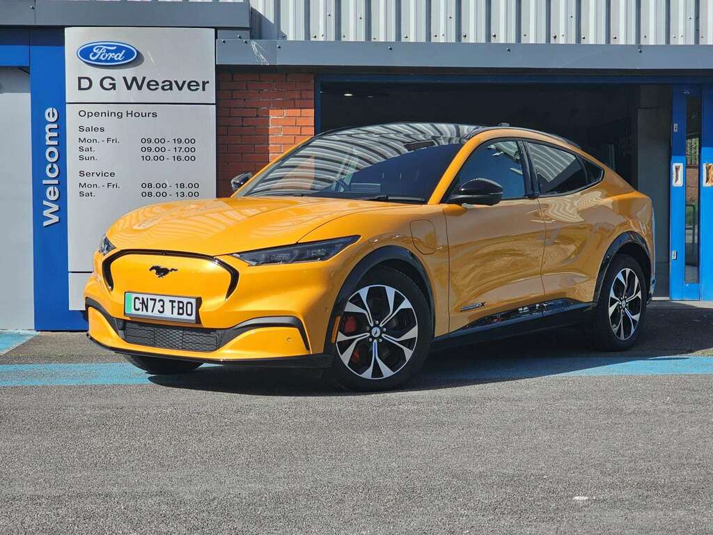 Ford Mustang Mach-E Awd Extended Range Orange