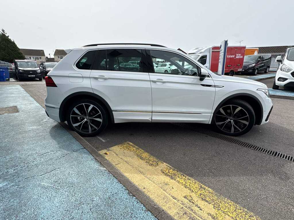 Volkswagen Tiguan R-line Tdi S-a White #6