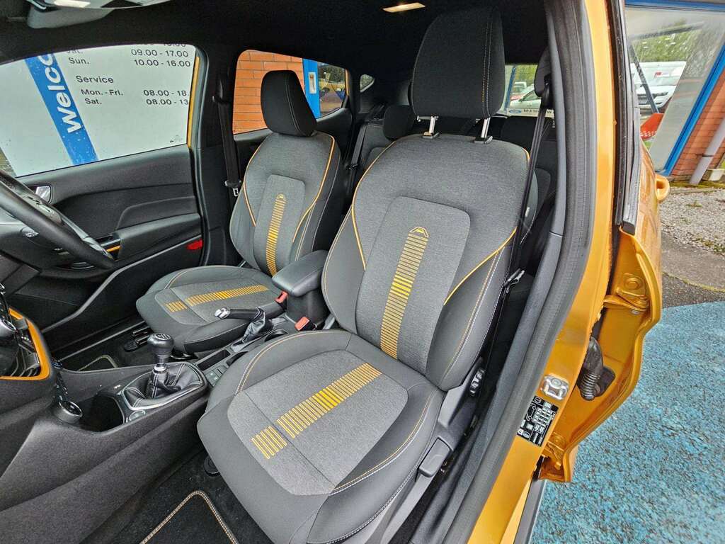 Ford Fiesta Active Bo CE18DAO Yellow #5