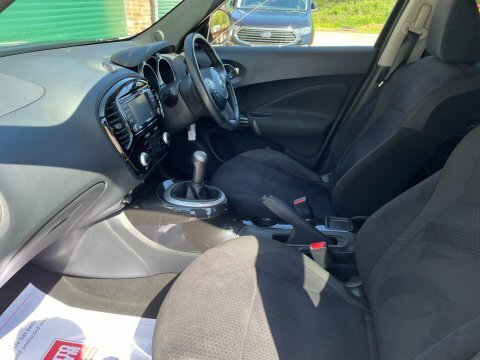 Nissan Juke 1.6 N-tec Euro RV63KGZ Black #6