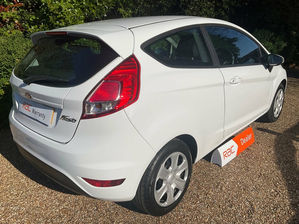 Ford Fiesta 1.25 Style Hatchback Euro 5 60 DX64OEB White #4