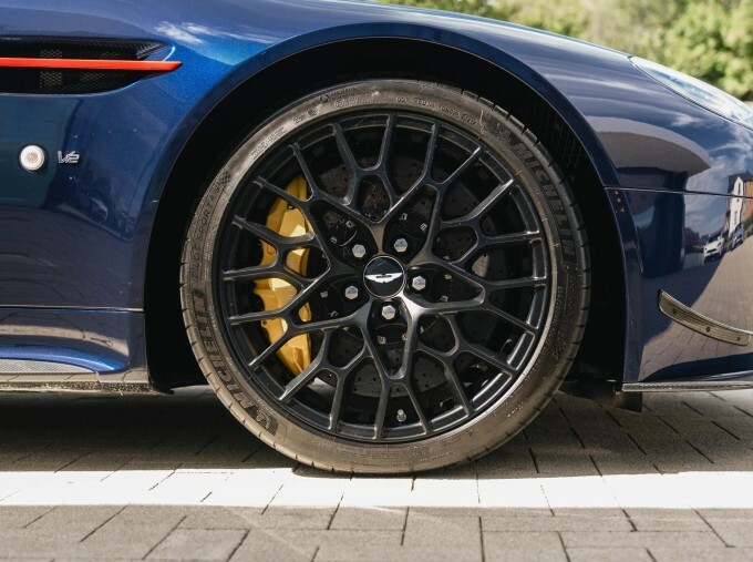 Aston Martin Vantage V12 S Euro 6 Blue #3