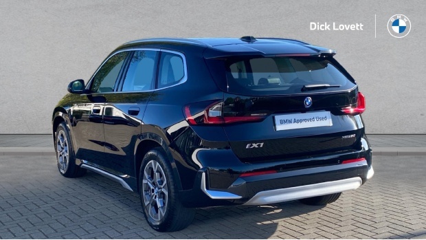 BMW iX1 30 66.5Kwh Xline Xdrive 11Kw Charger Black #2