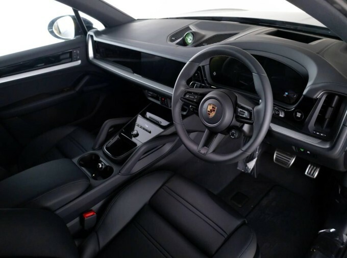 Porsche Cayenne V8 S Tiptronics Euro 6 WX75XKL Grey #4