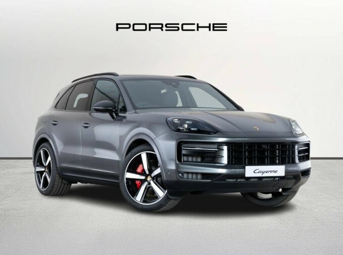 Porsche Cayenne V8 S Tiptronics Euro 6 Grey