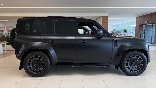 Land Rover Defender 110 P635 V8 Mhev Octa Black Euro 6 Black #3