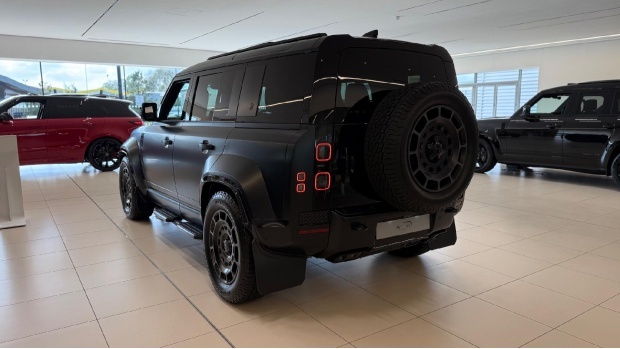 Land Rover Defender 110 P635 V8 Mhev Octa Black Euro 6 Black #2