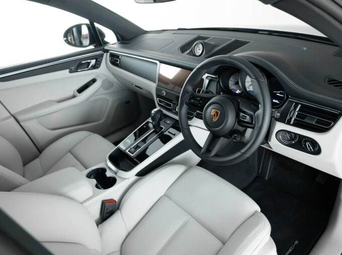 Porsche Macan Pdk Euro 6 Black #4