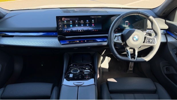 BMW 5 Series 520I Mht M Sport Pro Steptronic Euro 6 White #4