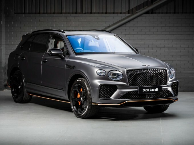 Bentley Bentayga V8 S Black Edition Euro 6 FP25ENC #2