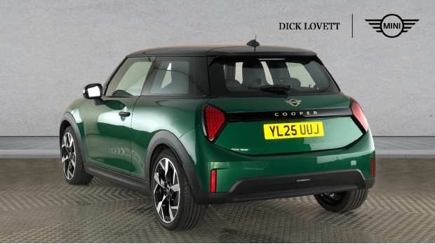 Mini Hatch 1.5C Exclusive Steptronic Euro 6 YL25UUJ Green #2