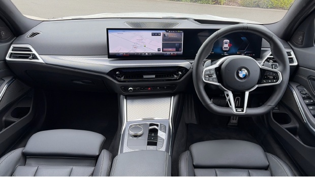 BMW 3 Series 320I M Sport Touring Euro 6 WP75YSE White #4