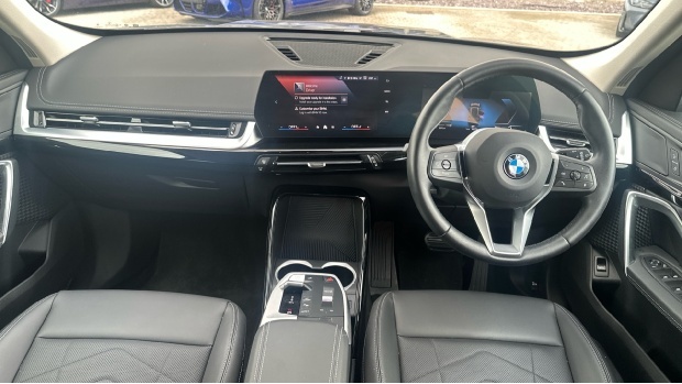 BMW X1 20I Mht Xline Dct Sdrive Euro 6 VA73PGZ Blue #4