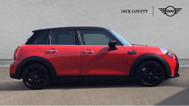 Mini Hatch Cooper Exclusive Steptronic Euro 6 RJ71VVU Red #3