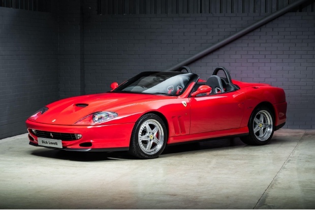 Ferrari 550 Barchetta Red #11