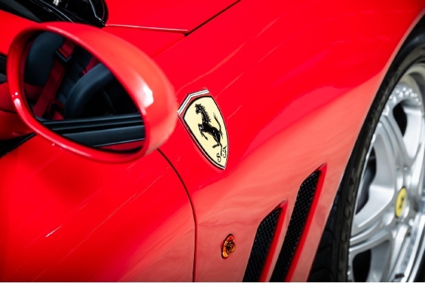 Ferrari 550 Barchetta Red #19