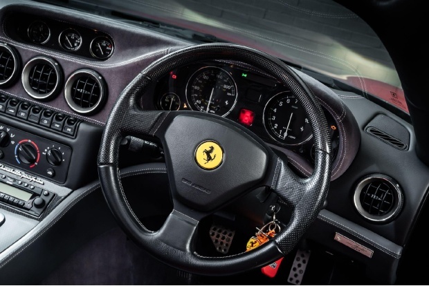Ferrari 550 Barchetta Red #30