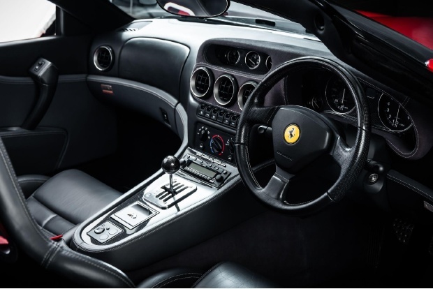 Ferrari 550 Barchetta Red #25