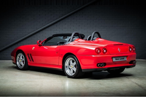 Ferrari 550 Barchetta Red #9