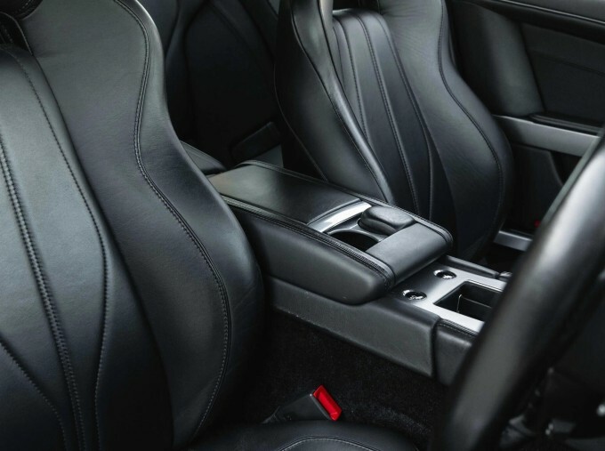 Aston Martin DB9 Limited Edition Grey #24