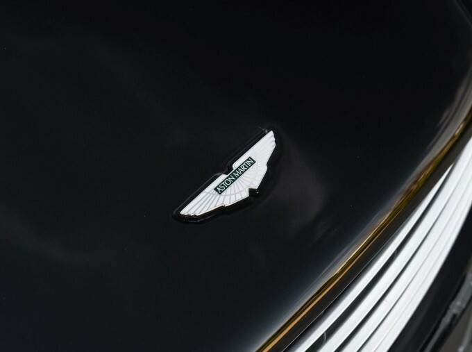 Aston Martin DB9 Limited Edition Grey #12