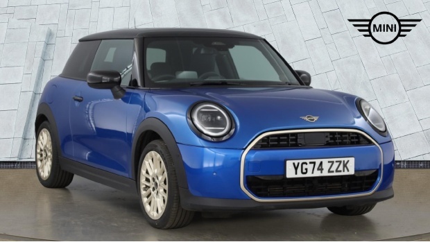 Mini Hatch 1.5C Exclusive Steptronic Euro 6 Blue