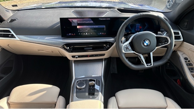 BMW 3 Series 320I M Sport Euro 6 YF75UWW Blue #4