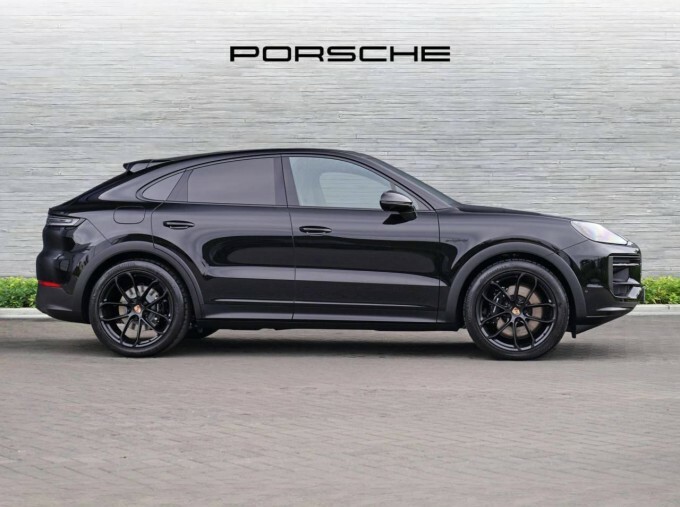 Porsche Cayenne V6 E-hybrid 25.9Kwh Tiptronics Euro 6 CA75TFF Black #3