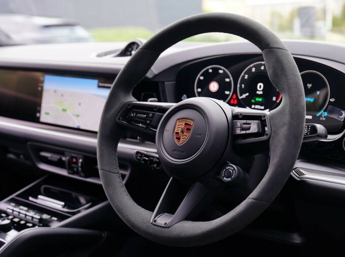 Porsche Cayenne V6 E-hybrid 25.9Kwh Tiptronics Euro 6 CA75TFF Black #4