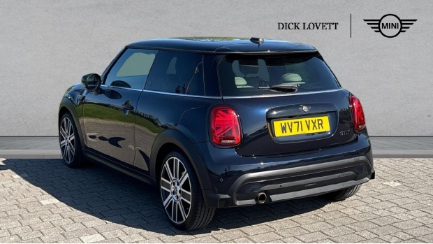 Mini Hatch Cooper Exclusive Steptronic Euro 6 WV71VXR Black #2
