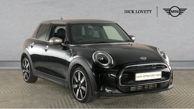 Mini Hatch Cooper Exclusive Steptronic Euro 6 FL22HGA Black