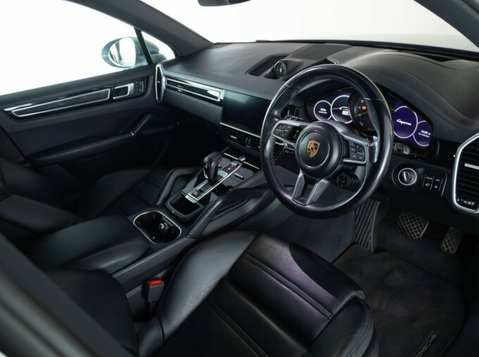 Porsche Cayenne V6 E-hybrid 17.9Kwh Platinum Edition Tiptronics Eu RV23VVF Grey #4