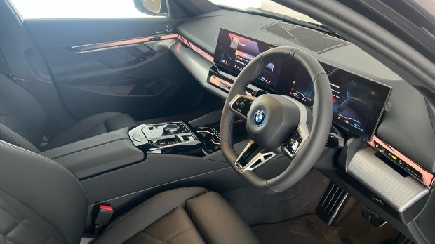 BMW 5 Series 530E 22.1Kwh M Sport Steptronic Euro 6 WM75SJX Grey #6