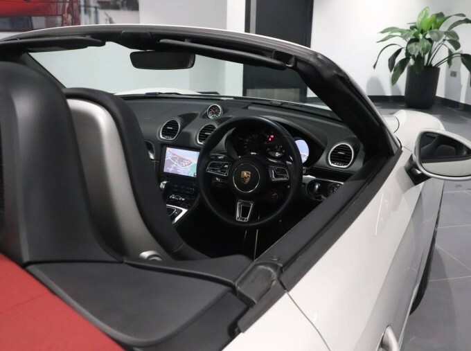 Porsche Boxster 4.0 Gts Red #8