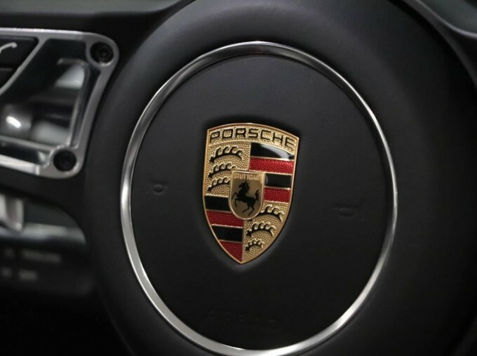 Porsche Boxster 4.0 Gts Red #17