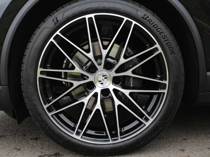 Porsche Macan 100Kwh 4 WR75EHB Black #6