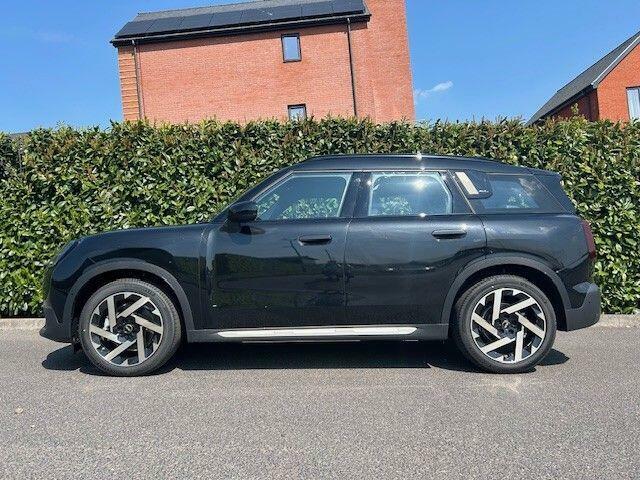 Mini Electric Se 66.5Kwh Exclusive All4 Black #3