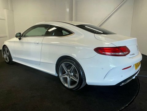 Mercedes-Benz C Class 2.1 C 220 KJ18YDX White #3