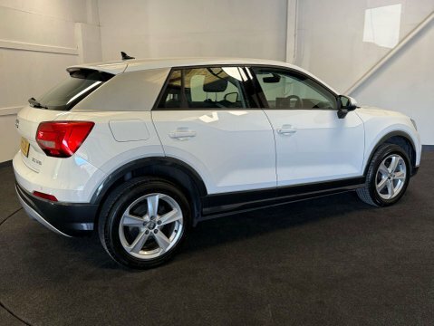 Audi Q2 1.0 Q2 Sport White #5