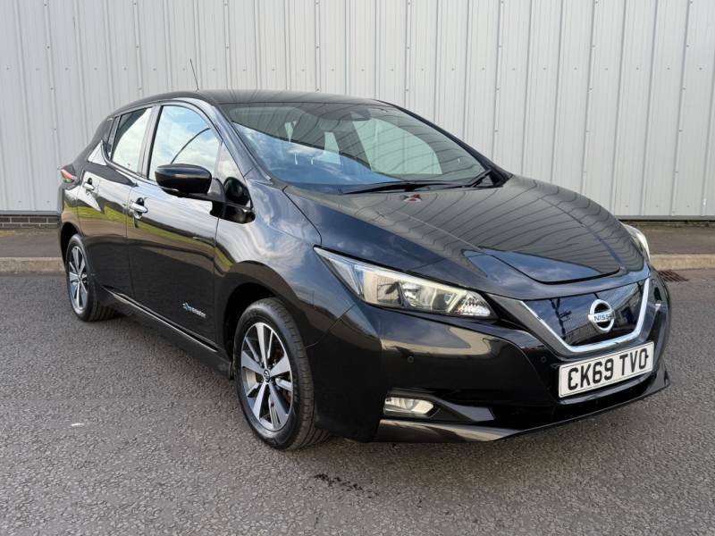Nissan Leaf 110Kw Acenta 40Kwh - 2019 69 Black #2