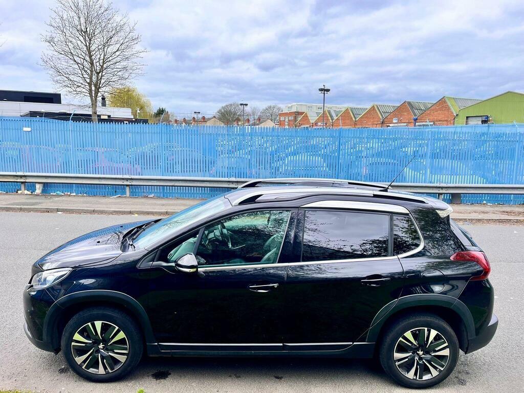 Peugeot 2008 1.2 Puretech Allure Premium Euro 6 S S E068FCM Black #5