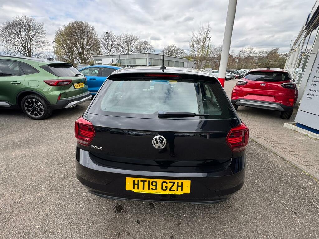 Volkswagen Polo 1.0 Tsi Se Tech Edition Hatchback Manua HT19GZH Black #4