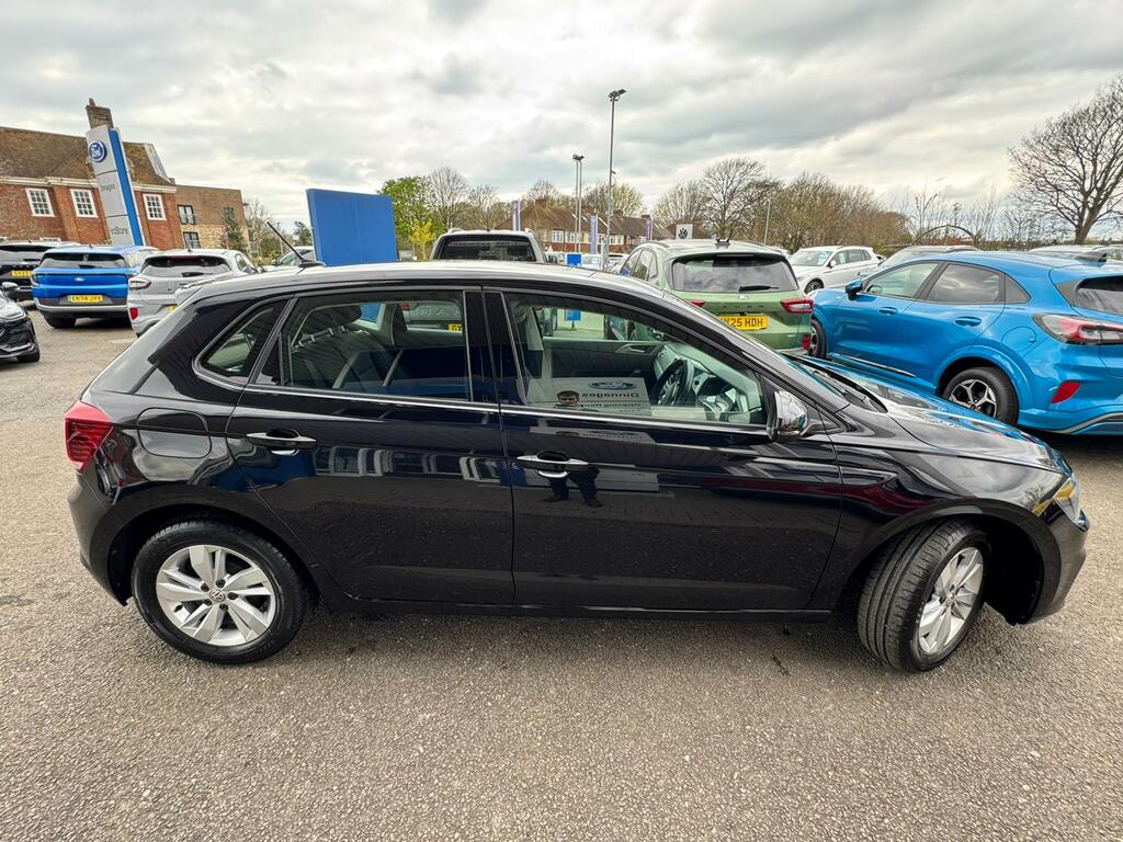 Volkswagen Polo 1.0 Tsi Se Tech Edition Hatchback Manua HT19GZH Black #2