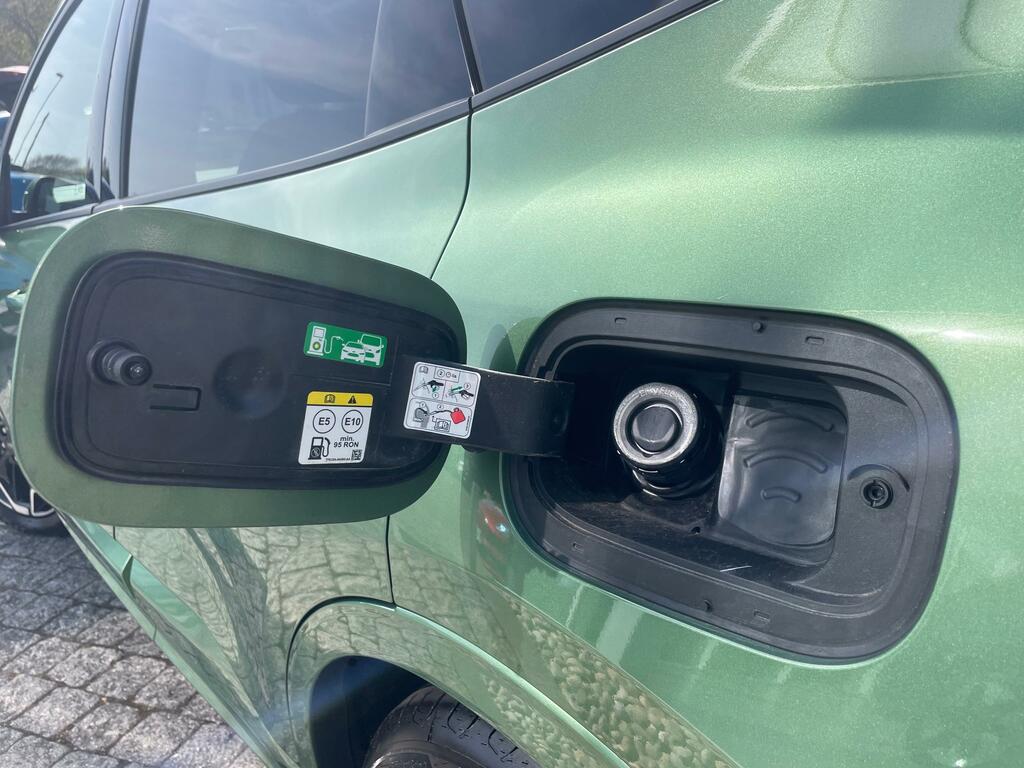 Ford Kuga 2.5 Duratec 14.4Kwh St-line X Suv Plug- GX74HZL Green #4
